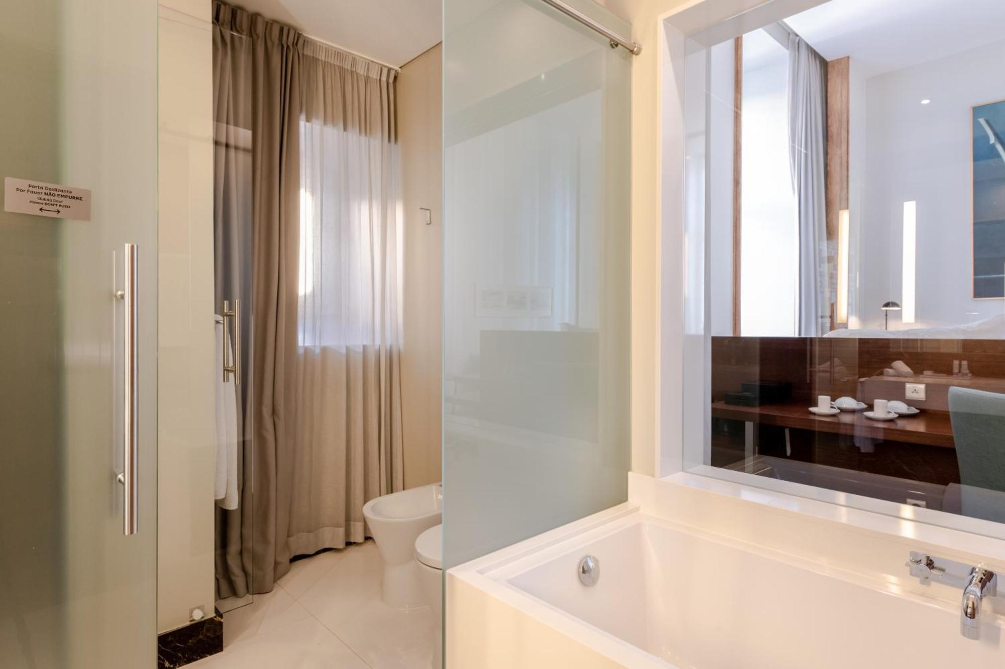 Suite Praça do Comércio King Size Bed