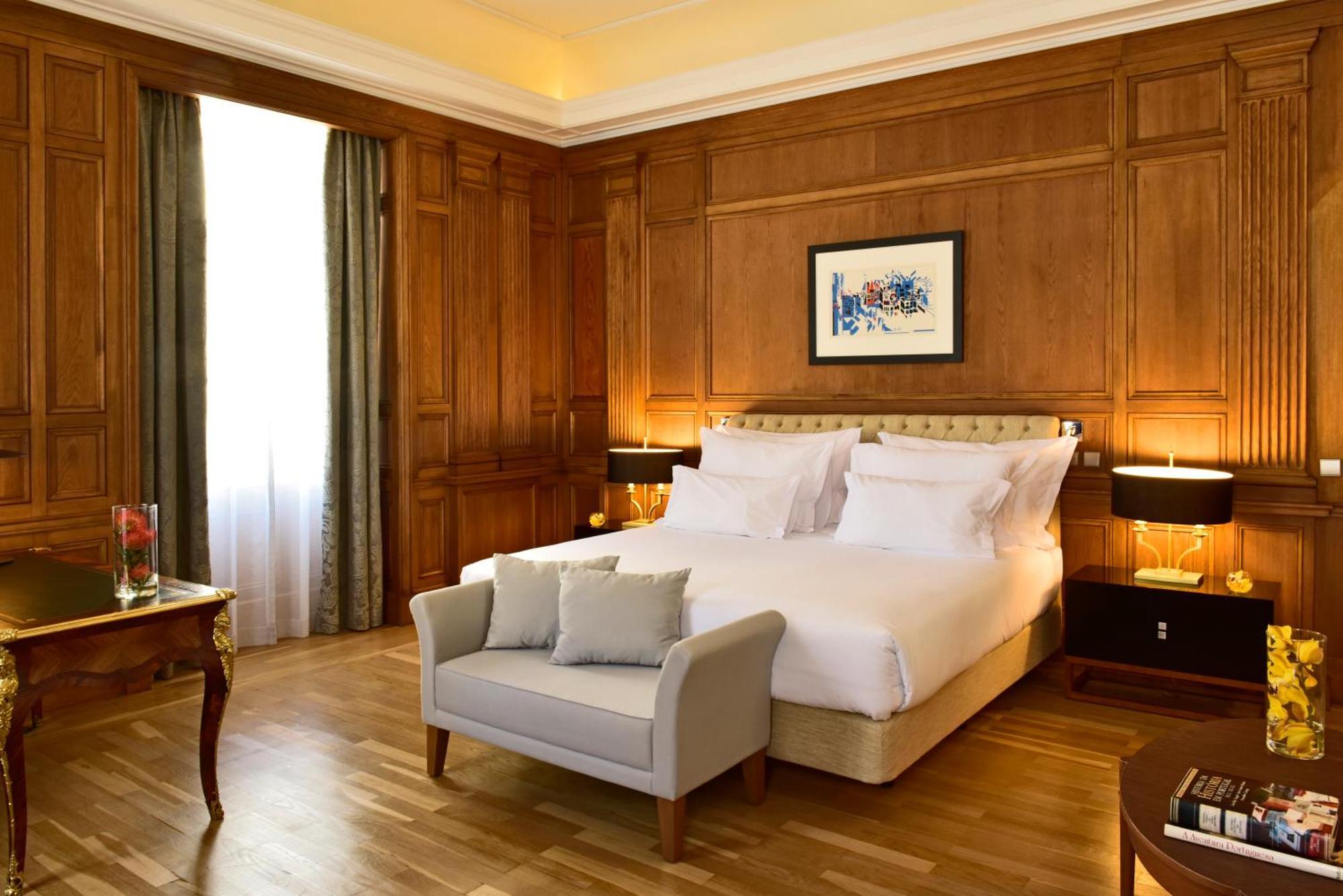 Suite Áurea King Size Bed